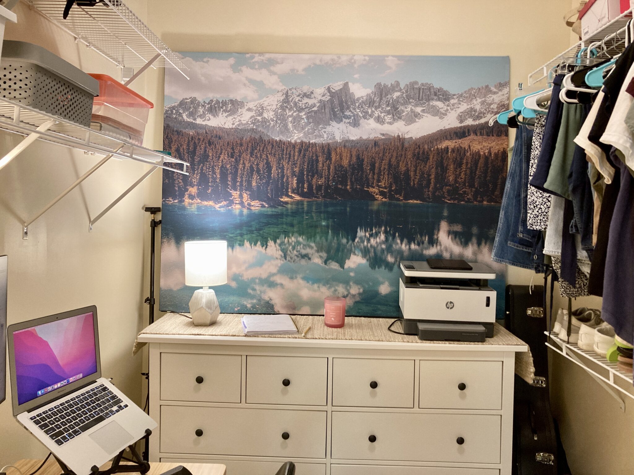 How To Set Up A Closet Office: 20 Ideas To Mimic | Buildremote